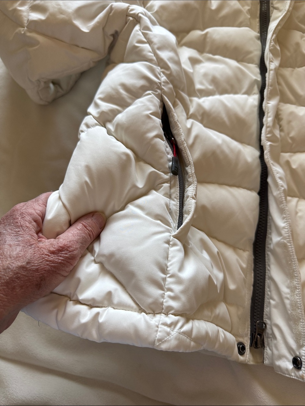The North Face puffer coat - Picture 7 of 15
